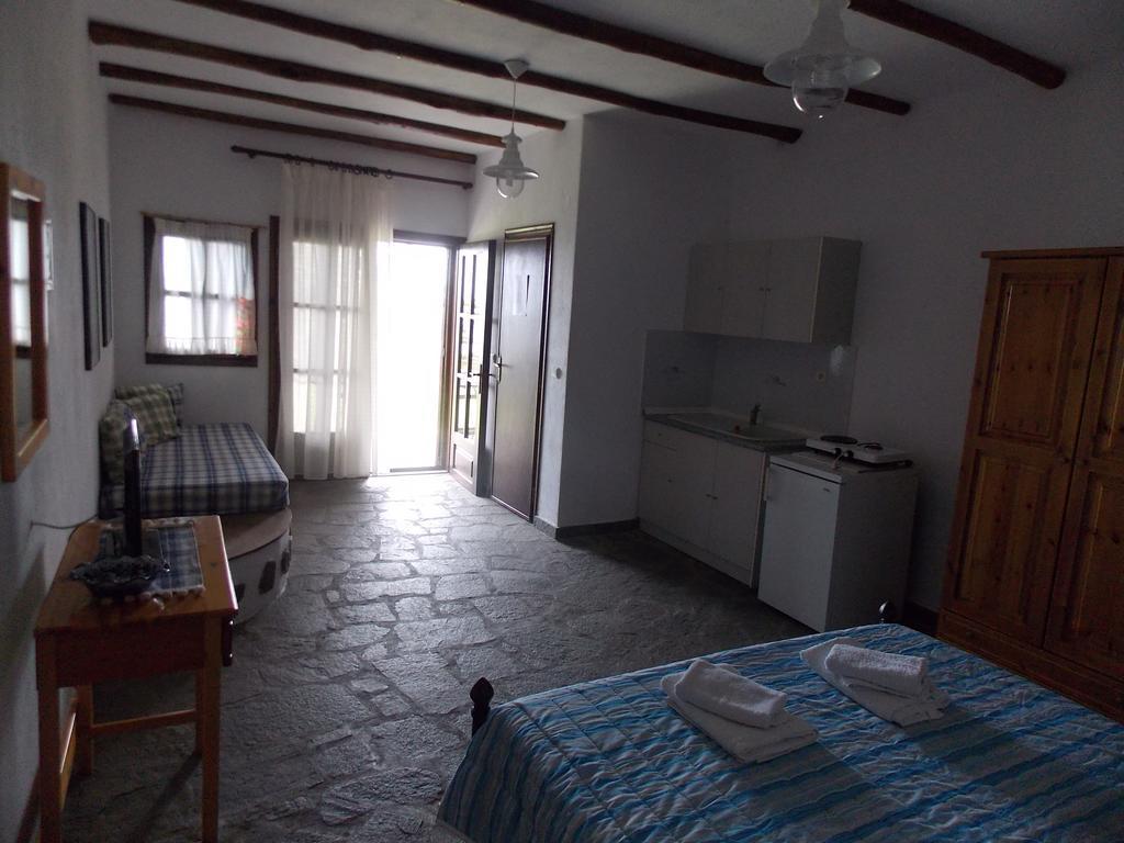 Helios Land Apartment เนโอสมาร์มาราส ภายนอก รูปภาพ